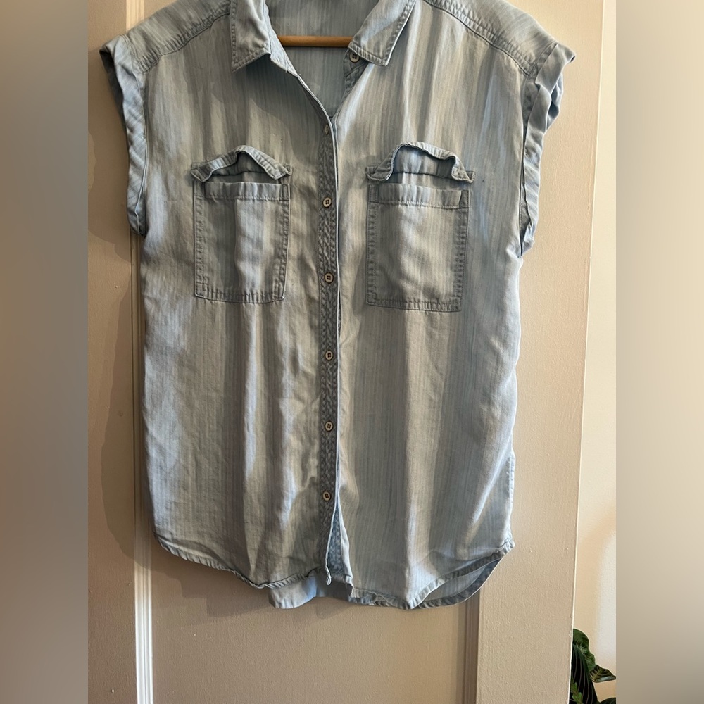 Forever 21 Light Blue Regular Fit Shirt